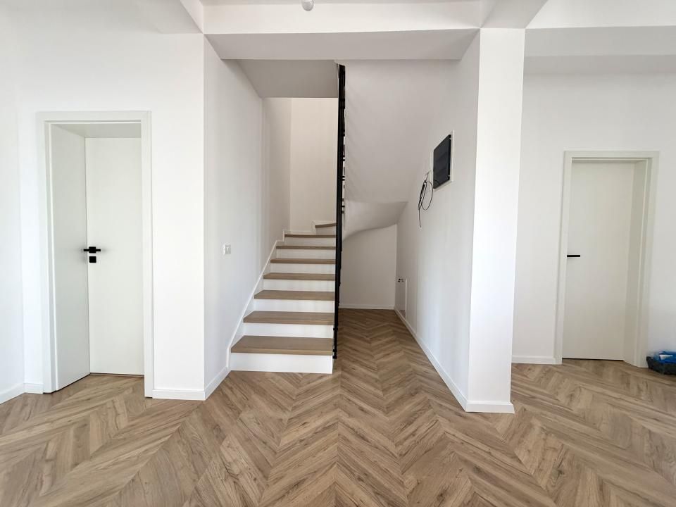 Duplex de lux cu 5 camere, 135 mp utili, proiect inedit - Dumbravita – fotografia 14 din 19