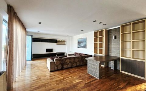 Iancu Nicolae/Bloc Boutique/ 4 camere de vanzare