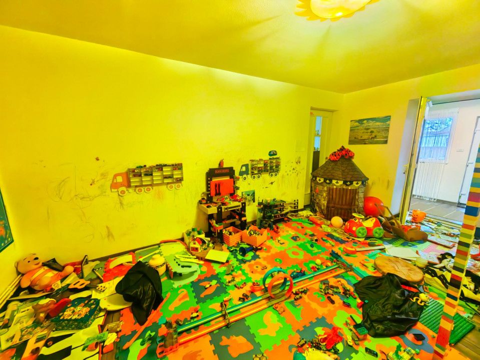 Casa Inedita , 300 mp utili, P+M,  5 bai, 6 dormitoare , 1975 mp teren,  Sacalaz – fotografia 30 din 91