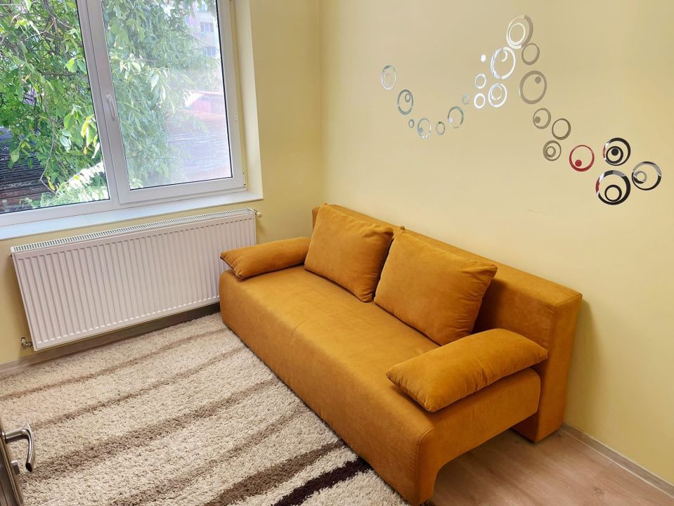 Apartament cu 3 camere in zona FSEGA – fotografia 1 din 8
