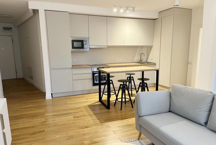 2 Camere de inchiriat | Unirii | Metrou | Centrala | Parcare Subterana – fotografia 1 din 13