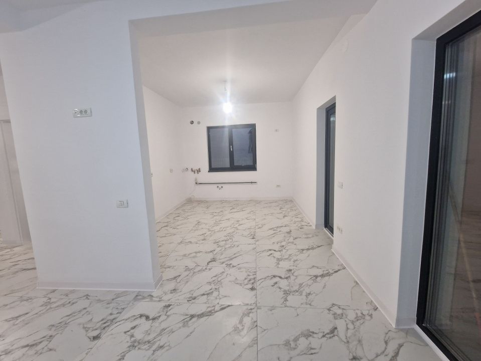 Duplex de vanzare cu 3 camere si teren de 309 mp - Recas – fotografia 1 din 18
