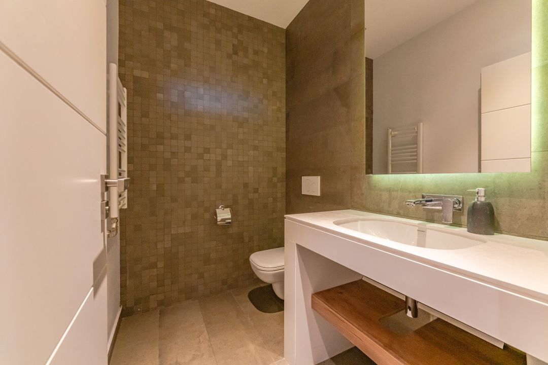 Apartament Exclusivist | Jacuzzi |  Terasa | Vedere Brașov – fotografia 20 din 22