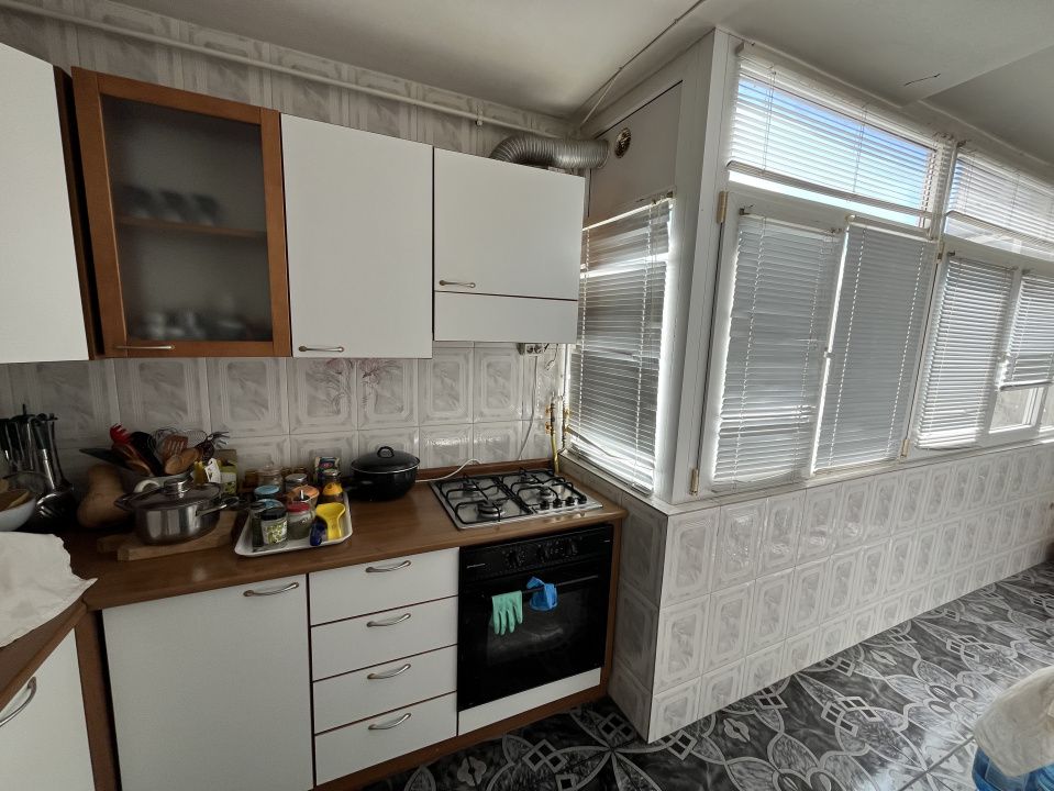 Fasleza nord, str Unirii, apartament cu 4 camere, decomandat, et 3/4! – fotografia 7 din 11