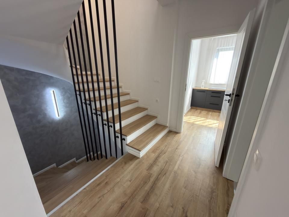 Casă premium cu panoramă în Borhanci | 3 dormitoare, garaj, terasă | Comision 0% – fotografia 8 din 15