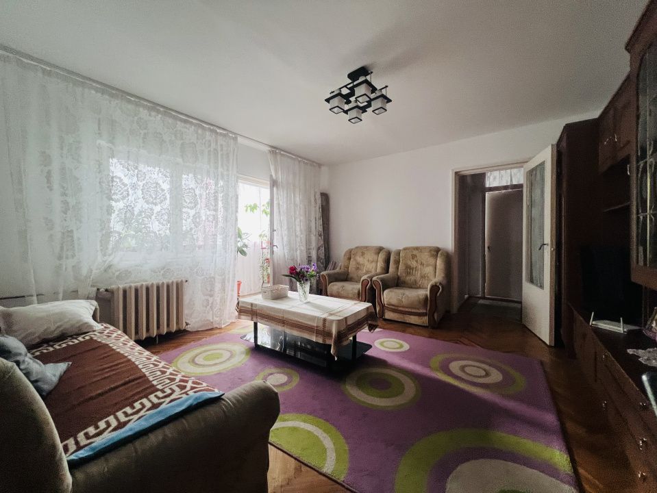 Apartament 2 camere, semidecomandat, 60 mp, parter, zona Lipovei – fotografia 2 din 7