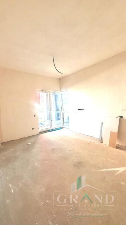 Oportunitate ! Apartament 4 Camere | Semifinisat | Logie 10 MP | Floresti – fotografia 2 din 27