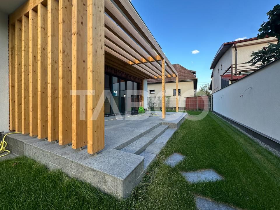 Casa individuala de vanzare in cartierul Ghergheni stadiu semifinisat – fotografia 2 din 11