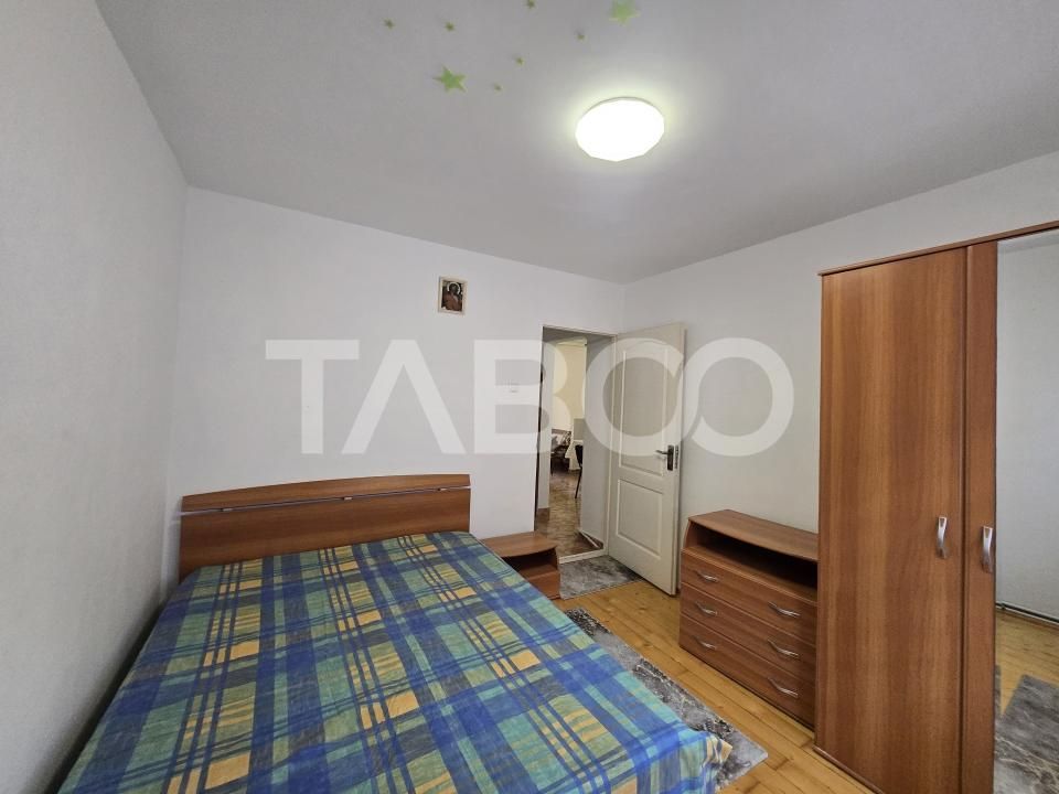 Apartament de inchiriat 2 dormitoare decomandat Vasile Aaron Sibiu – fotografia 4 din 17