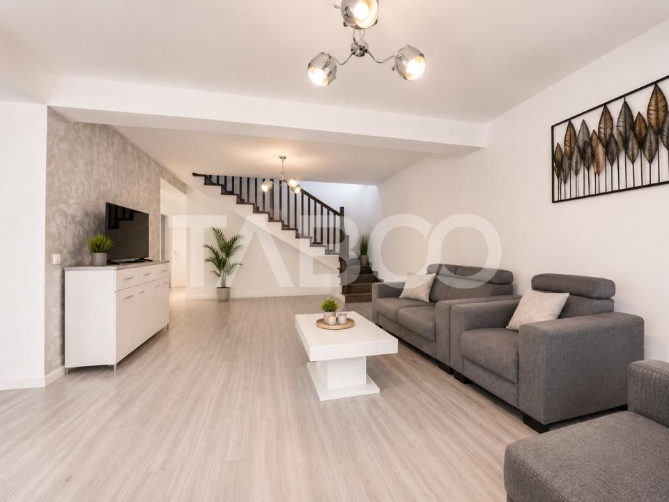 Casa spatioasa de inchiriat 5 camere 2 bai 2 locuri parcare Selimbar – fotografia 2 din 21