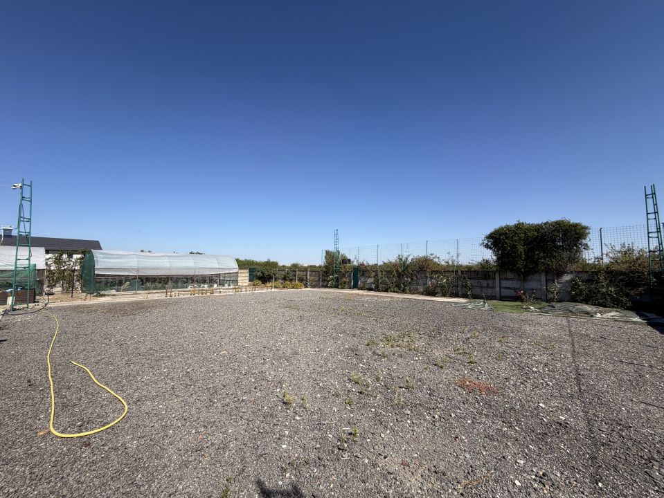 Teren intravilan, 300mp, zona Strand Coloseum – fotografia 1 din 2