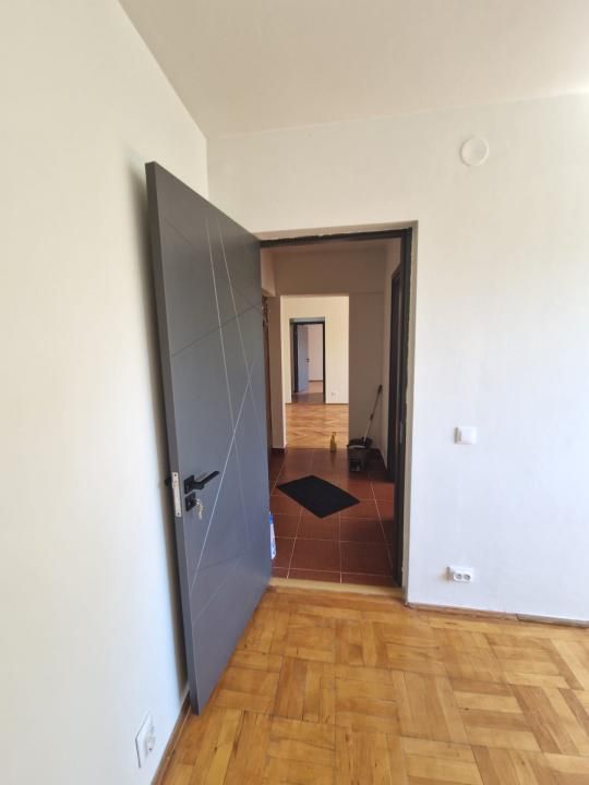 Apartament 3 camere -59,63mp-11 minute de mers pana la Metrou Costin Giorgian – fotografia 14 din 21