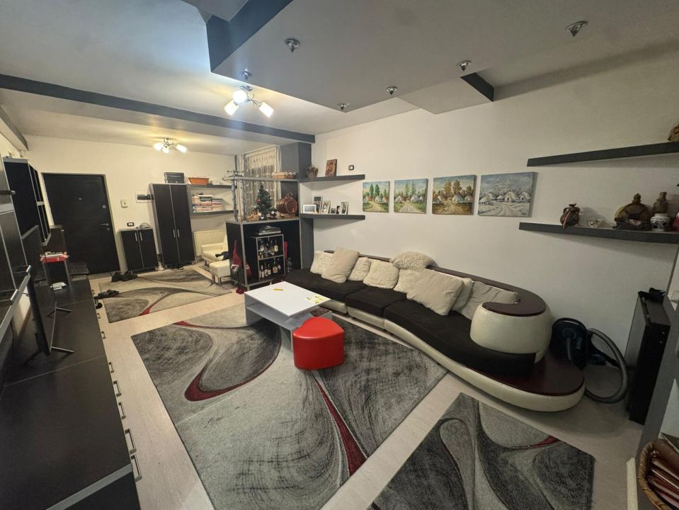 Apartament 3 camere, semidecomandat, 95.75mp, Calea Severinului, Mall Promenada – fotografia 1 din 9