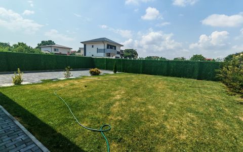 Casă de vânzare în Cumpăna, la cheie, utilități complete, deschidere la 2 străzi