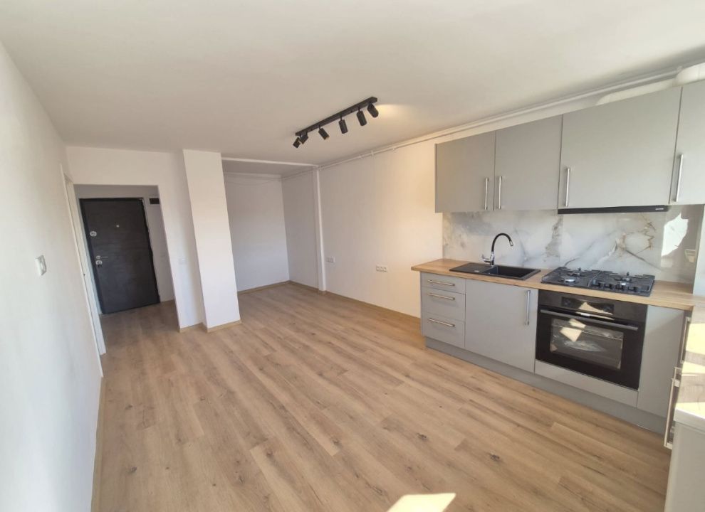 Apartament 3 camere , semidecomandat, 50 mp , zona Tineretului – fotografia 1 din 6