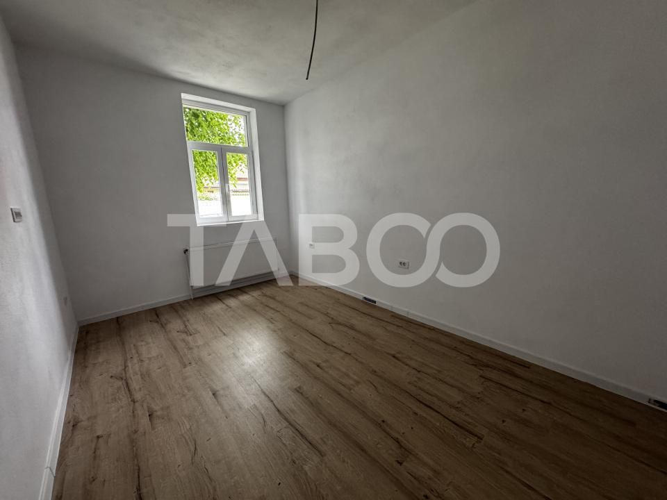 Apartament renovat complet 3 camere 60 mpu pivnita Piata Cluj Sibiu – fotografia 5 din 11