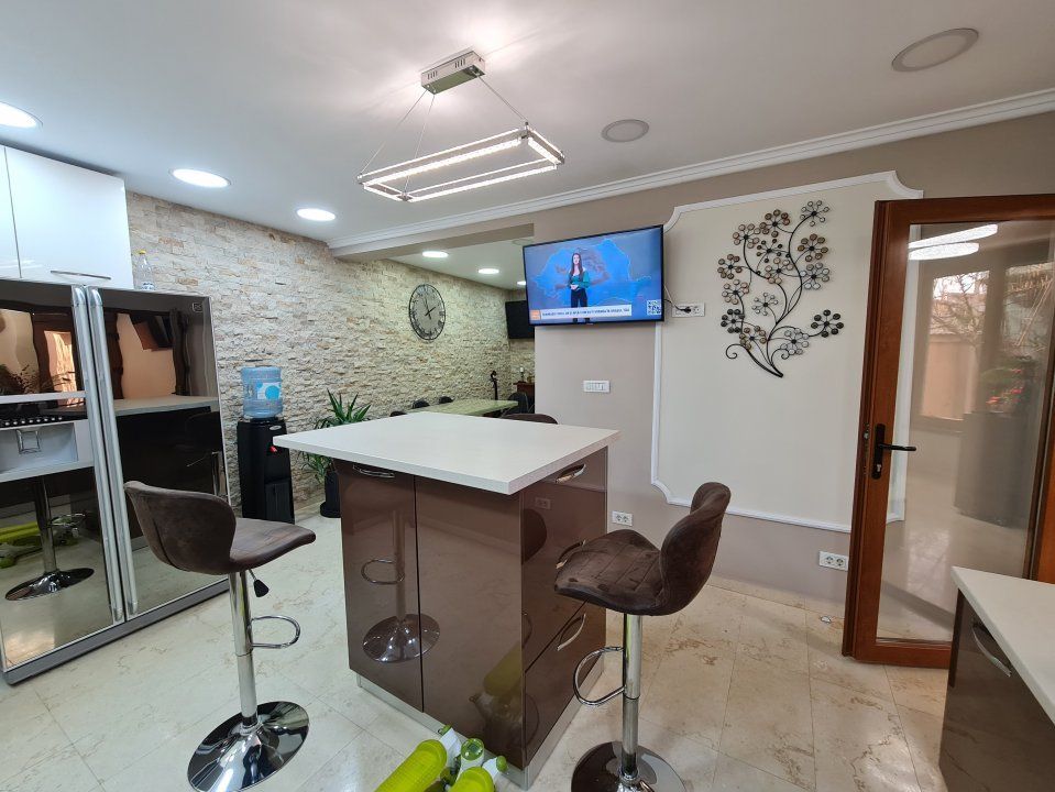Vila 6 Camere - Domnesti – fotografia 10 din 36