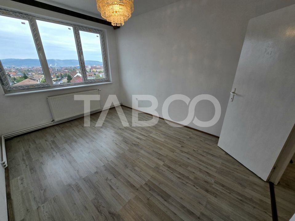 Apartament decomandat de vanzare cu 3 camere balcon zona Mihai Viteazu – fotografia 12 din 19