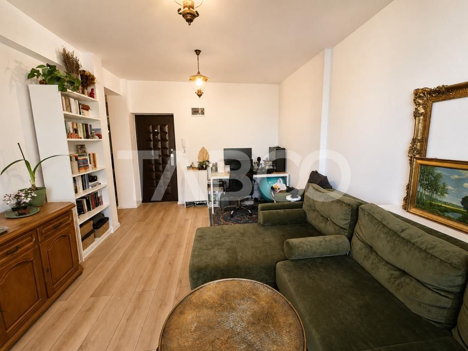 Apartament decomandat de vanzare 2 camere etaj 1 lift balcon bloc nou – fotografia 2 din 14