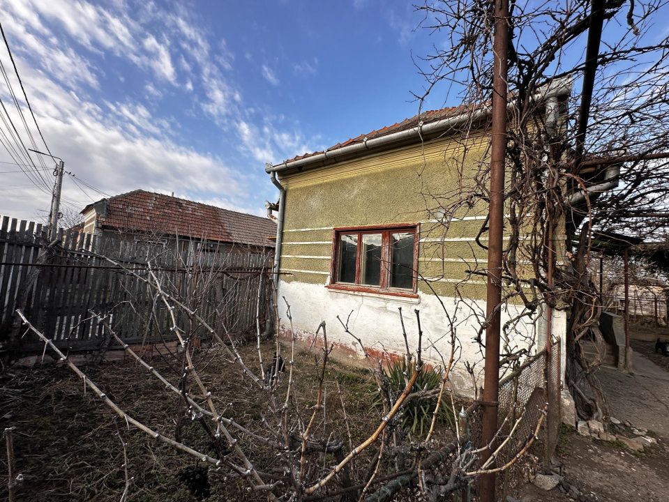 OKAZIE! Casa Veche Barabant 1242mp Teren d=17m Gard Asfalt Bransamente Utilitati – fotografia 12 din 15