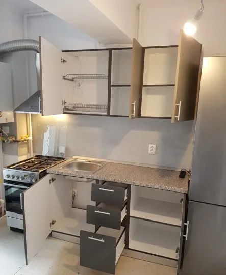 Apartament 2 camere | Soseaua Chitilei |  Vis-a-vis de Carrefour Colosseum | – fotografia 3 din 6