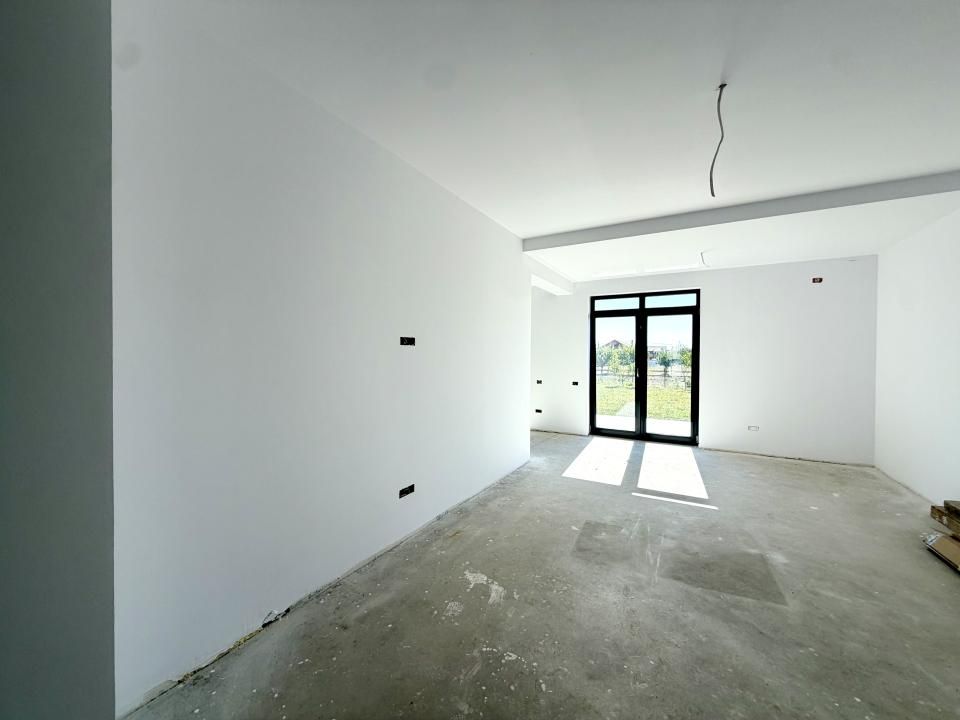 Duplex spatios, 4 camere, 125 mp utili, 400 mp teren - Dumbravita – fotografia 8 din 13