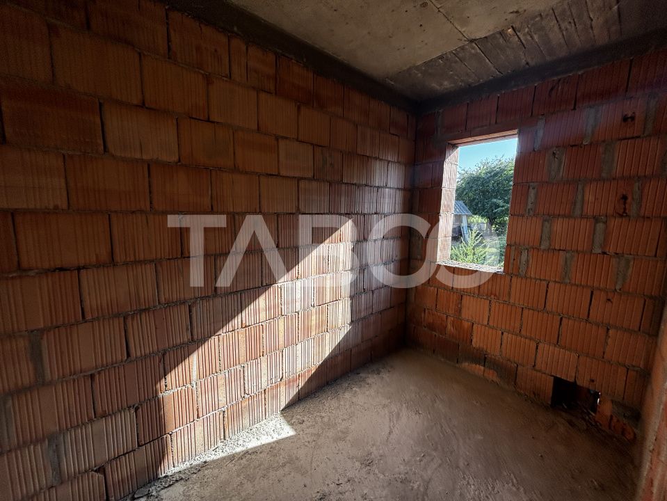 Casa de vanzare individuala   constructie noua  2025 Sura Mare – fotografia 9 din 13