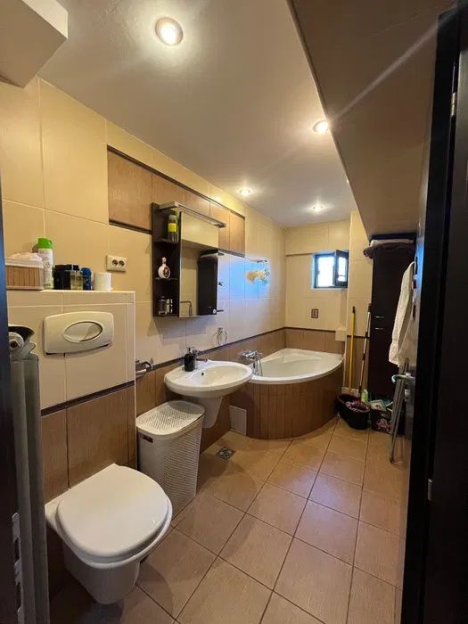 Apartament 2 camere Casa de Cultură – fotografia 5 din 9