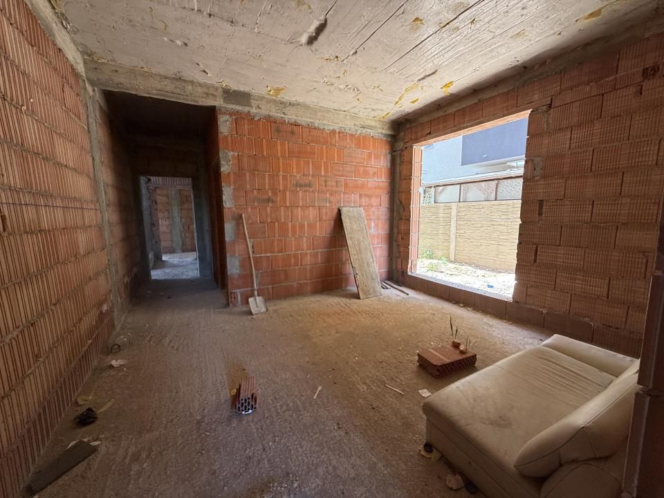 Apartament 3 camere, parter, cu gradina - Giroc – fotografia 1 din 7