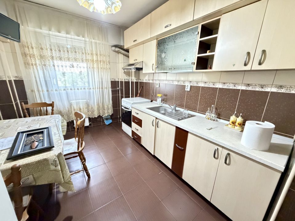 Apartament 3 camere, 77.20 mp, cartier Lapus, zona Intim – fotografia 5 din 10