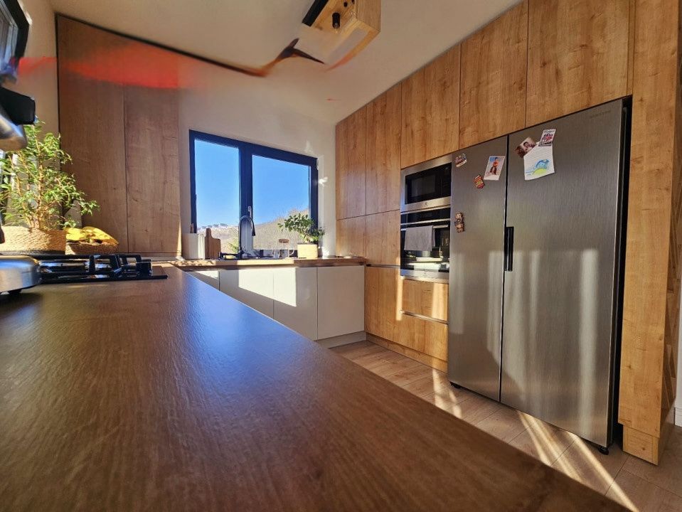 Duplex ultrafinisat, Valea Seacă, zona Baciu – fotografia 1 din 14
