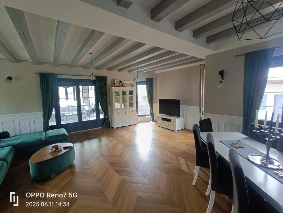 Casă vilă de vânzare Reghin - comuna Lunca,  județ Mureș – fotografia 4 din 26