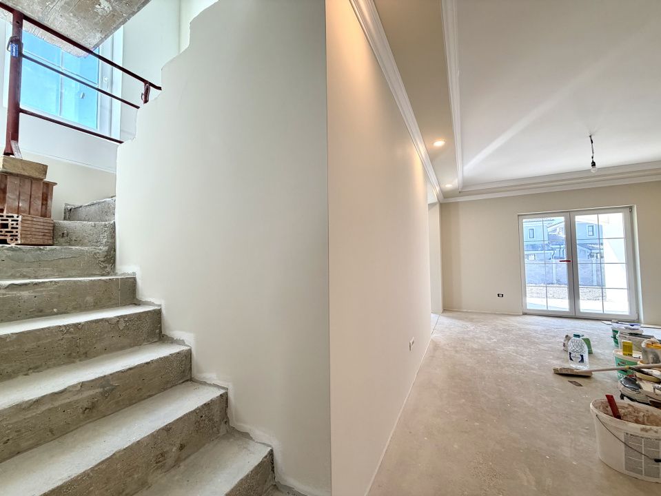 SAD Duplex premium, 5 camere, 130 mp utili 350 mp teren - Dumbravita – fotografia 3 din 14