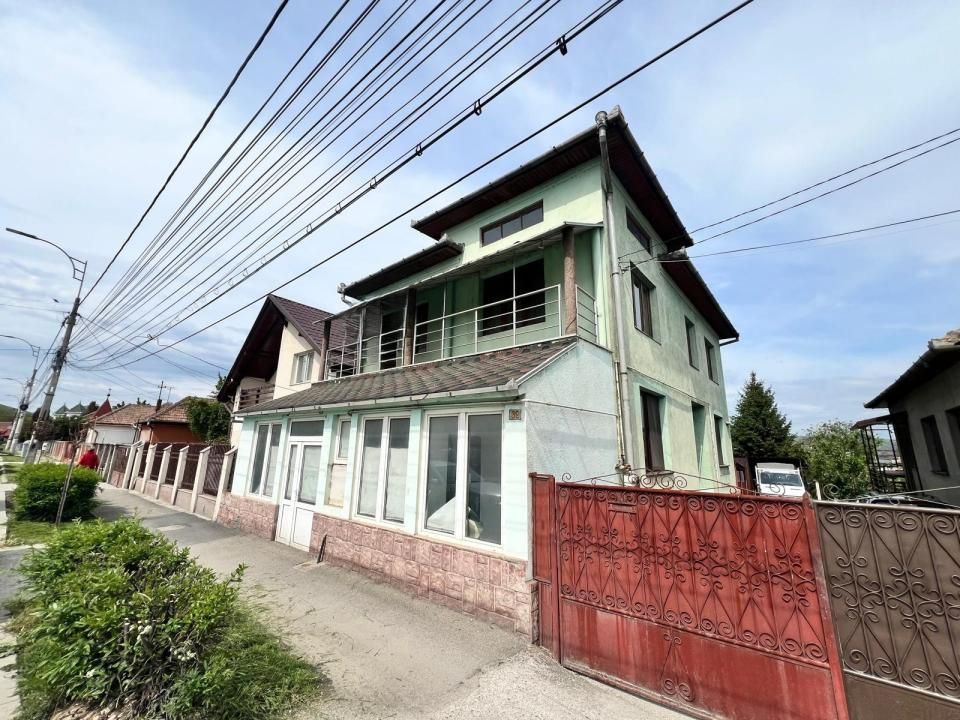 Casă/Spațiu birouri 230 mp utili, teren 700 mp-Apahida – fotografia 2 din 5