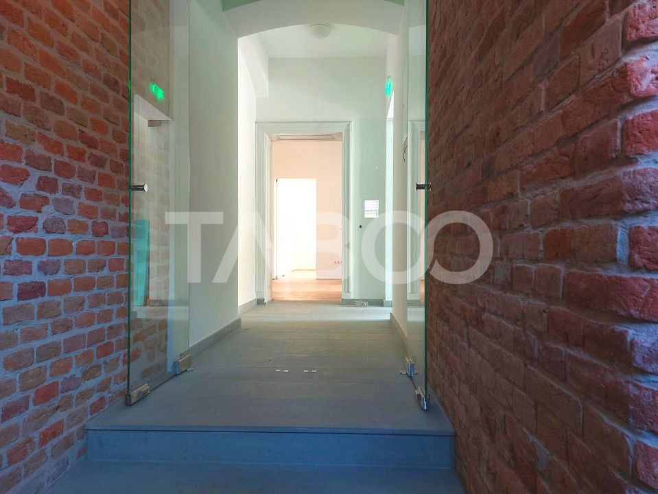 Casa istorica restaurata modernizata in totalitate zona Centrala Sibiu – fotografia 21 din 60