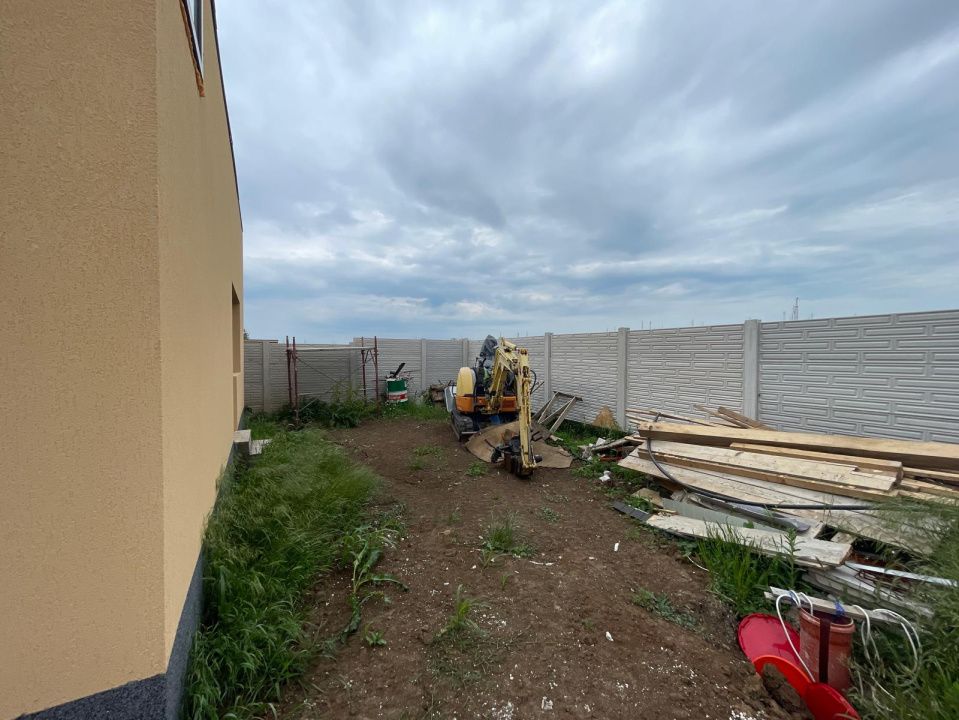 Casă semifinisată parter cu teren de 400mp în apropiere de Centura Craiova Nord – fotografia 2 din 9