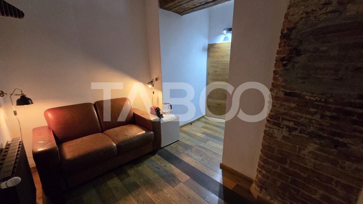 Doua garsoniere de vanzare pentru regim hotelier zona Orasului De jos – fotografia 6 din 12