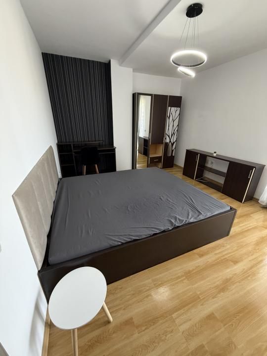 Apartament 3 camere | 2 băi | Parcare inclusă | Lift | Disponibil imediat – fotografia 9 din 17