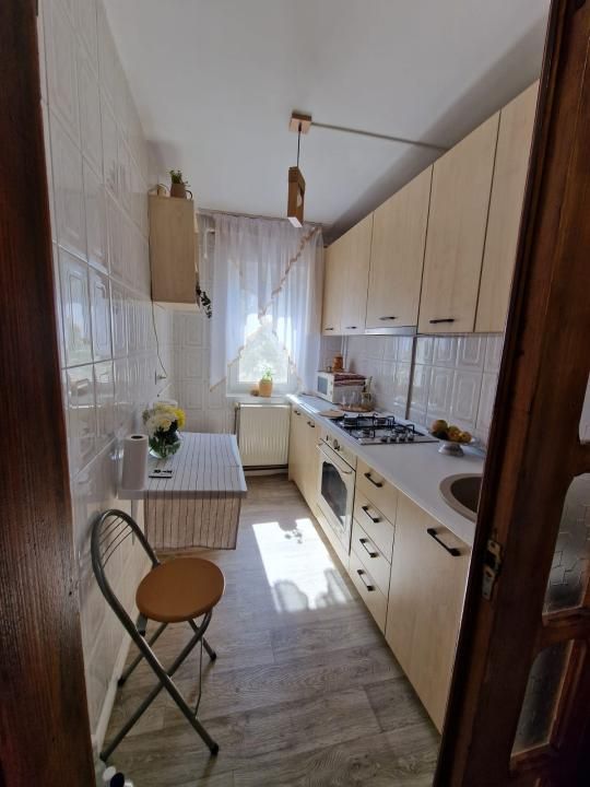 Apartament 3 camere de vânzare – Micro 6, Str. Moldovei – fotografia 5 din 9