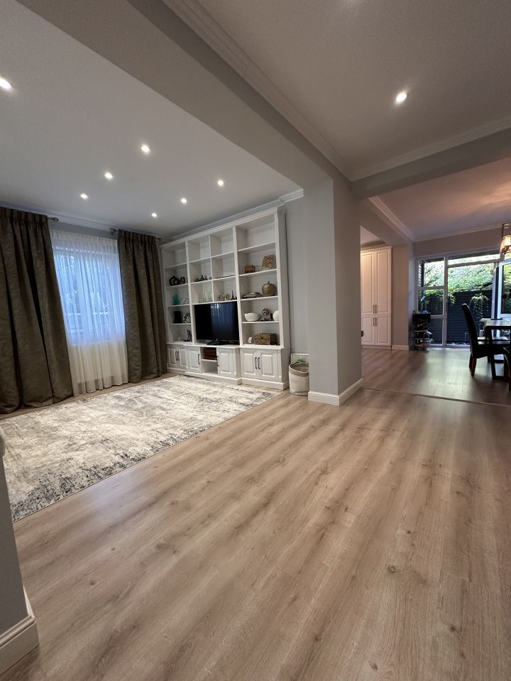 Casă de vânzare în Mamaia Sat, P+1 cu pod, 250 mp teren – fotografia 35 din 45
