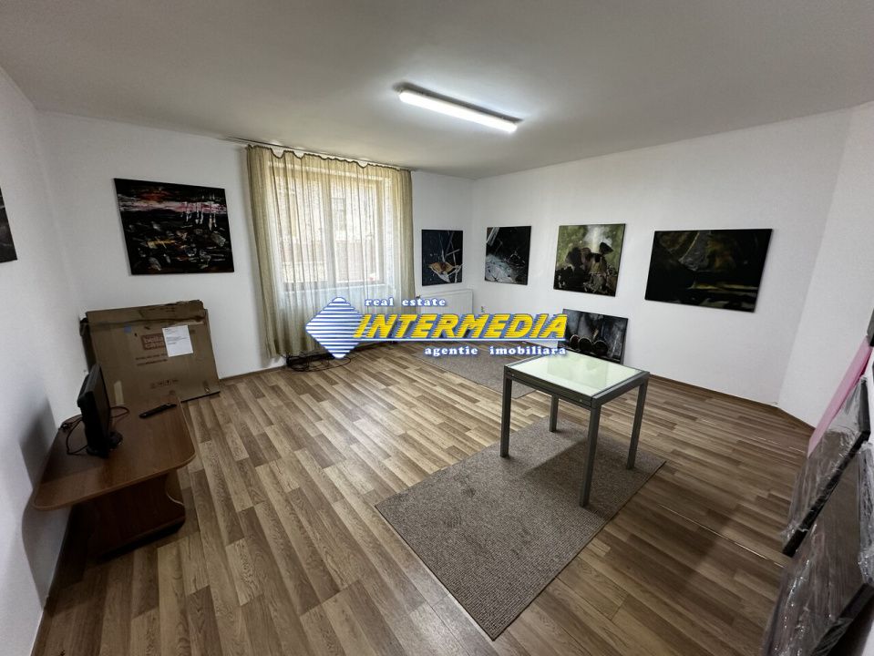 Spatiu 90 mp de inchiriat in Centru Alba Iulia zona Finante – fotografia 1 din 13