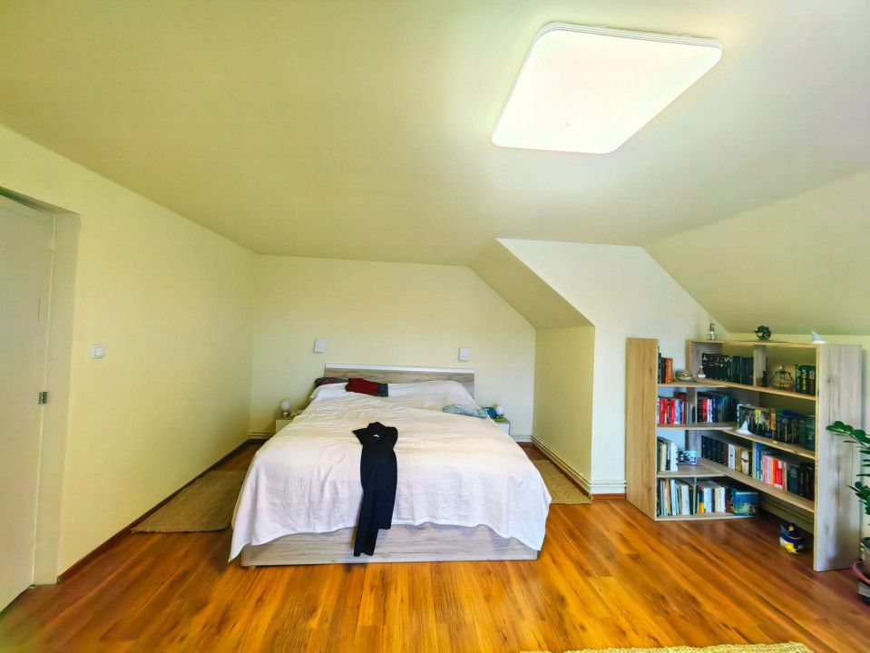 Casa Inedita , 300 mp utili, P+M,  5 bai, 6 dormitoare , 1975 mp teren,  Sacalaz – fotografia 58 din 91