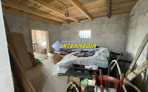 Casa de vanzare Alba Iulia zona Centru cu 5 camere  teren aferent casei 370 mp