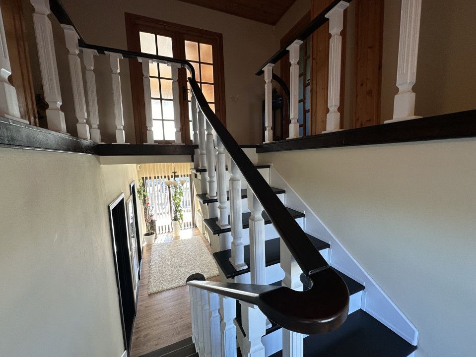 Casa individuală cu 9 camere, 1600 mp teren, 300 mp utili - Sanandrei – fotografia 6 din 18
