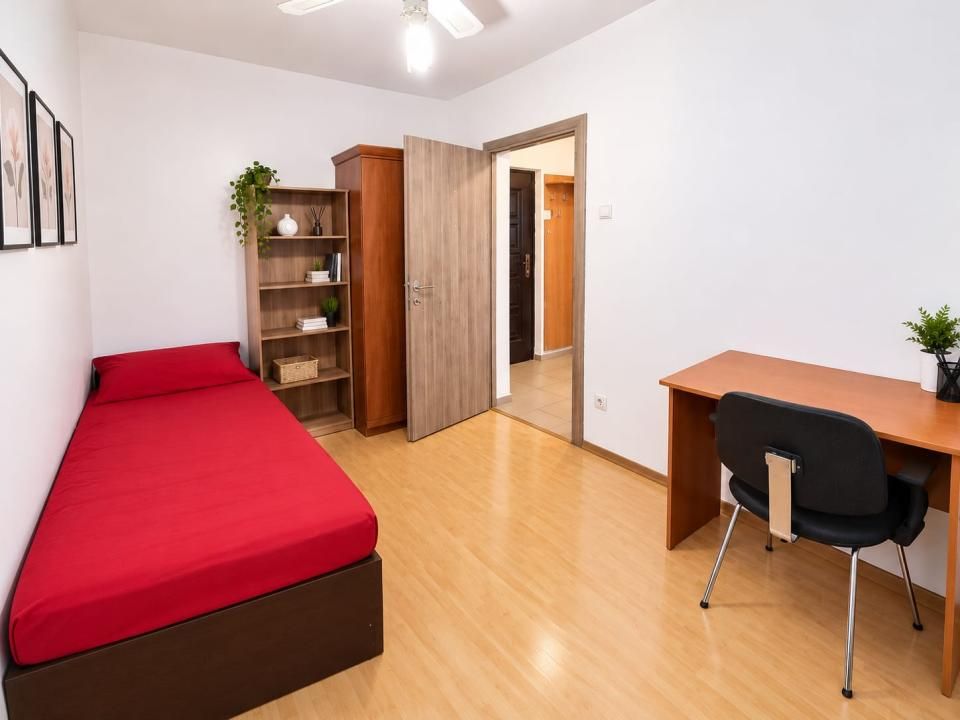 Apartament cu 3 camere langa Palas, intermediar, fara risc, semidecomandat! – fotografia 5 din 8