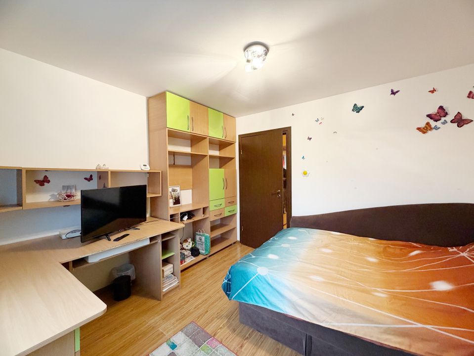 Apartament 4 camere, decomandat, etaj 3, zona Steaua – fotografia 4 din 17