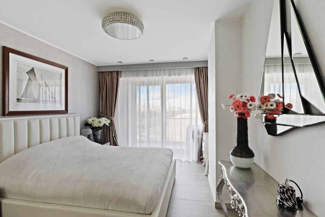 Penthouse pe 2 niveluri | vedere frontală la mare 180° | Faleza Nord – Constanța – fotografia 16 din 18