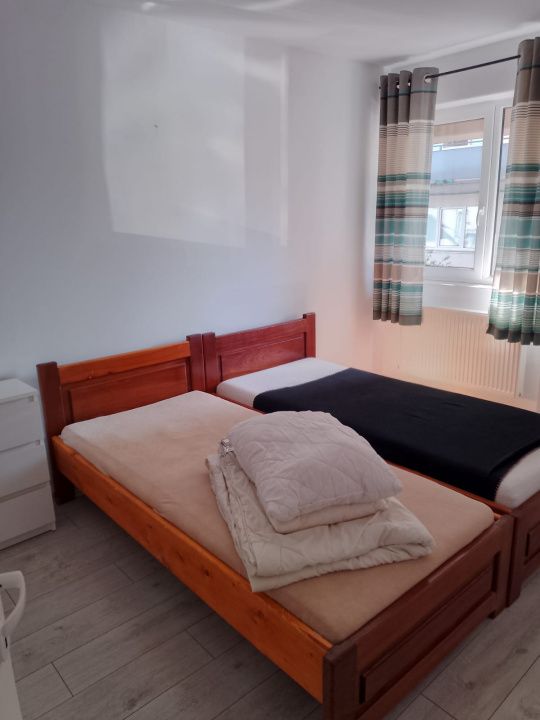 Apartament 2 camere de inchiriat, mobilat utilat, parcare, zona VIVO! – fotografia 2 din 6