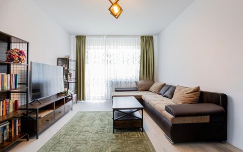 Vânzare apartament cu 3 camere, decomandat, Casa Nobel – Zona Tractorul