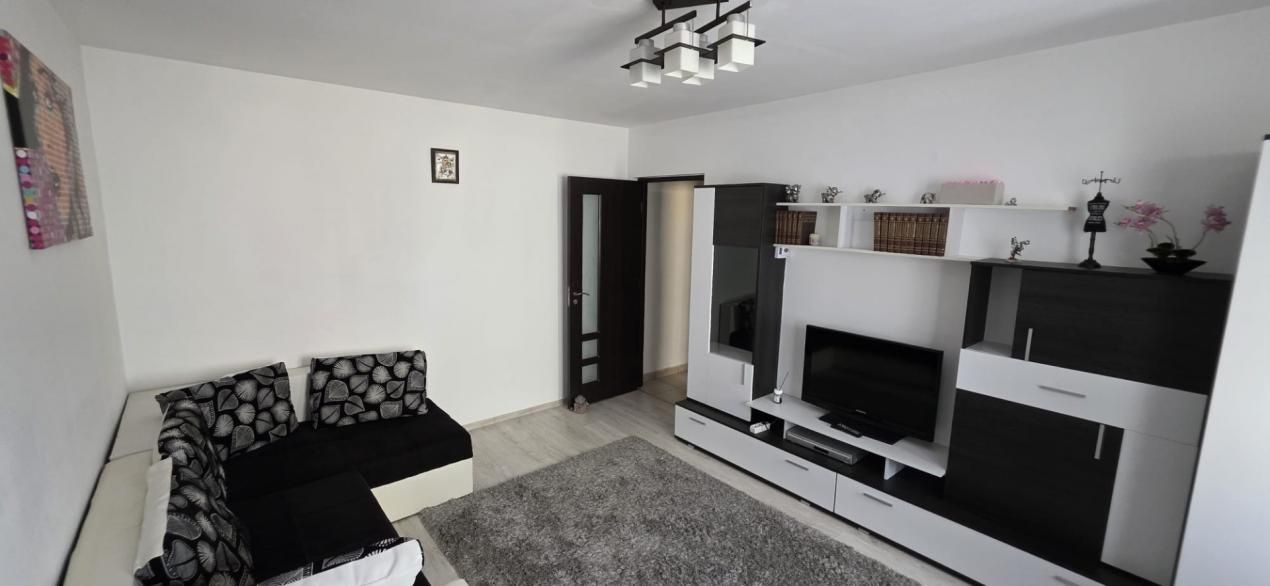 Apartament 2 Camere, Etaj 1, Mobilat Modern – Micro 11, Târgoviște – 0% Comision – fotografia 1 din 9